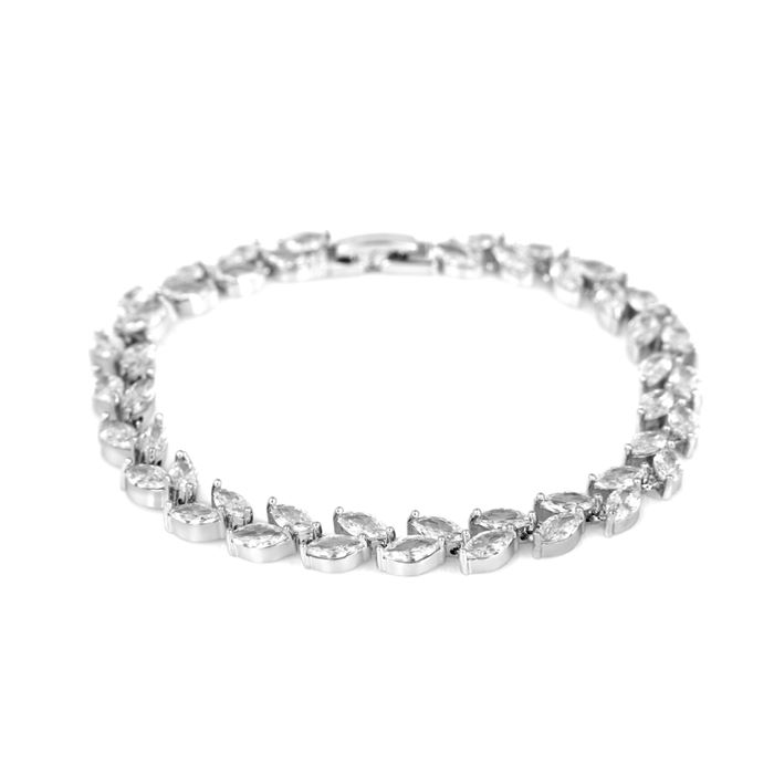 צמיד משובץ יהלומים בחיתוך מרקיזה