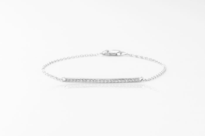 צמיד משובץ יהלומים דגם פס